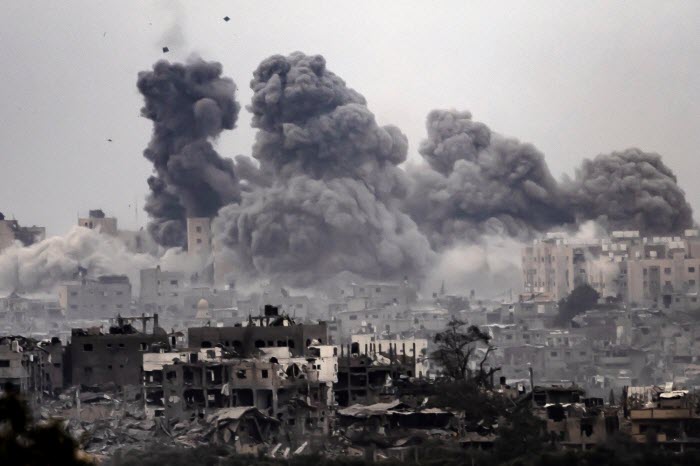  غزة أقرب إلى هدنة .. 432 فلسطينياً مقابل 50 صهيونياً